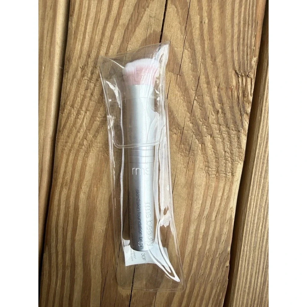 2 RMS Beauty Skin2Skin Everything Brushes for Foundation, And Foundation Brush